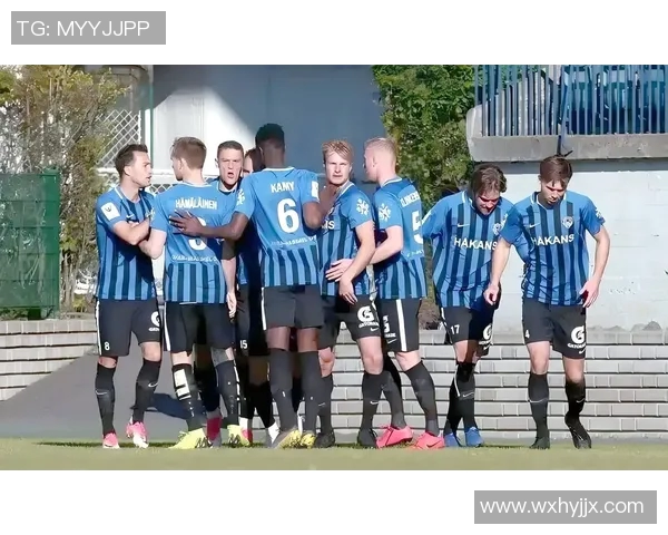 AC奥卢与奥鲁激战在即谁能在这场对决中脱颖而出